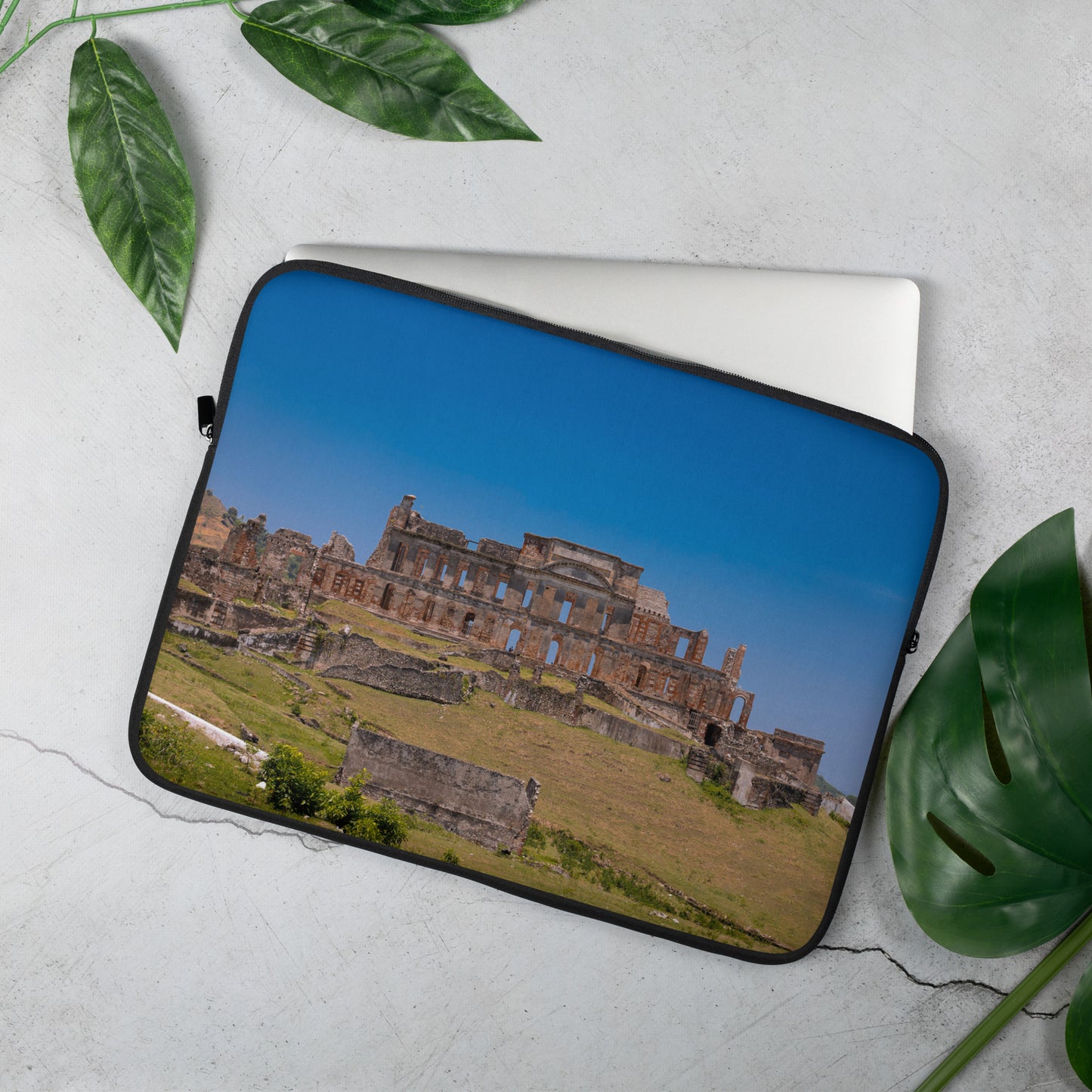 Laptop Sleeve ( Pallais Sans Souci, Haïti )