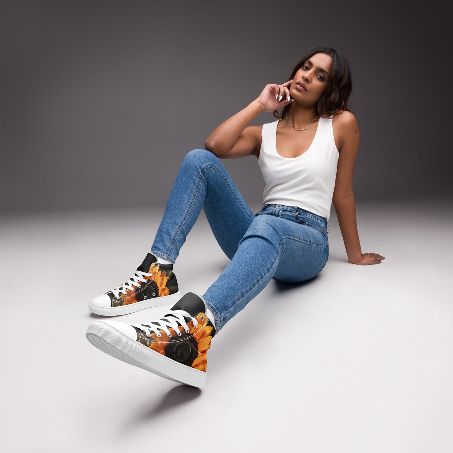 Women’s high top canvas shoes ( Pye Poudre Collection )