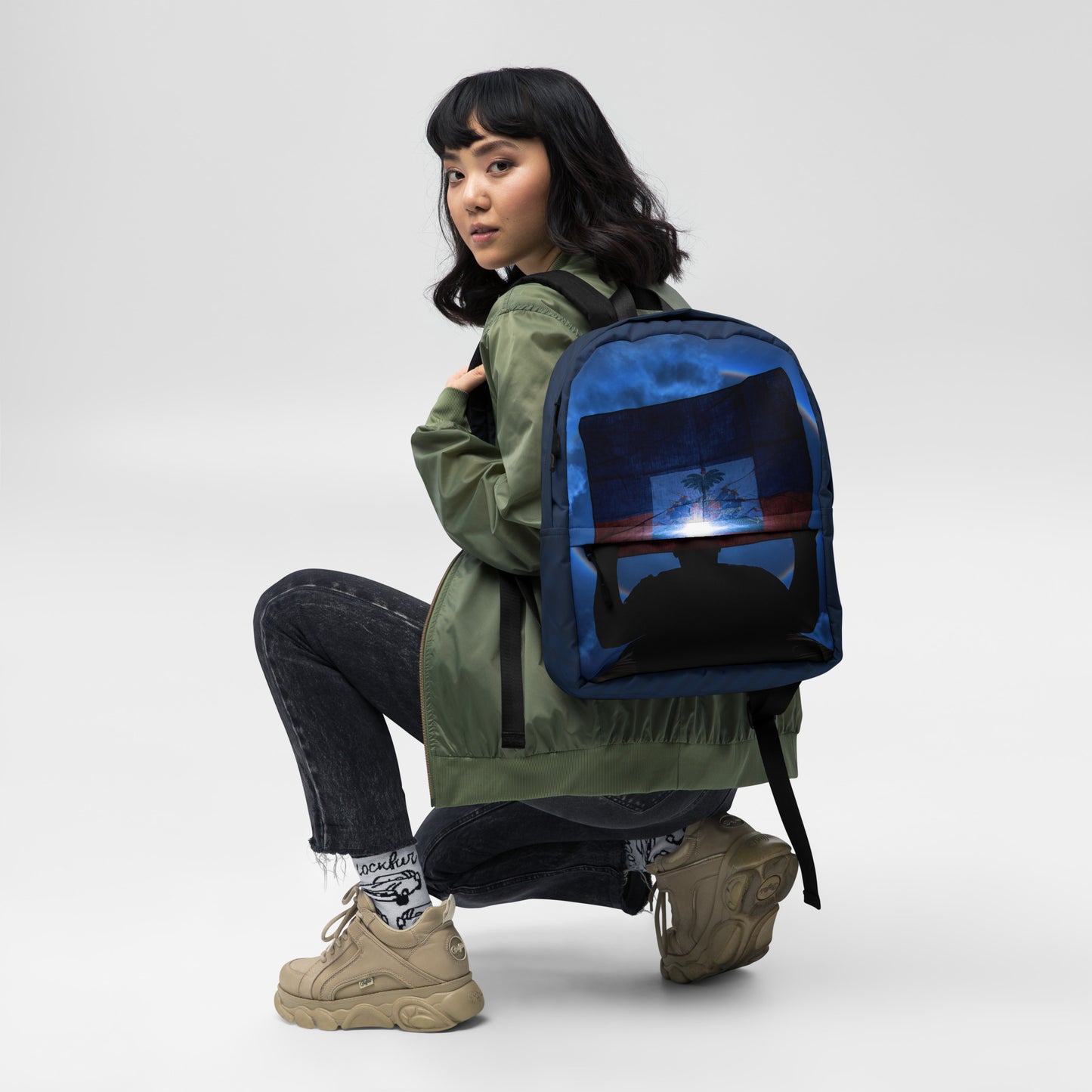 backpack-halo lumineux-haitian flag- waving flag
