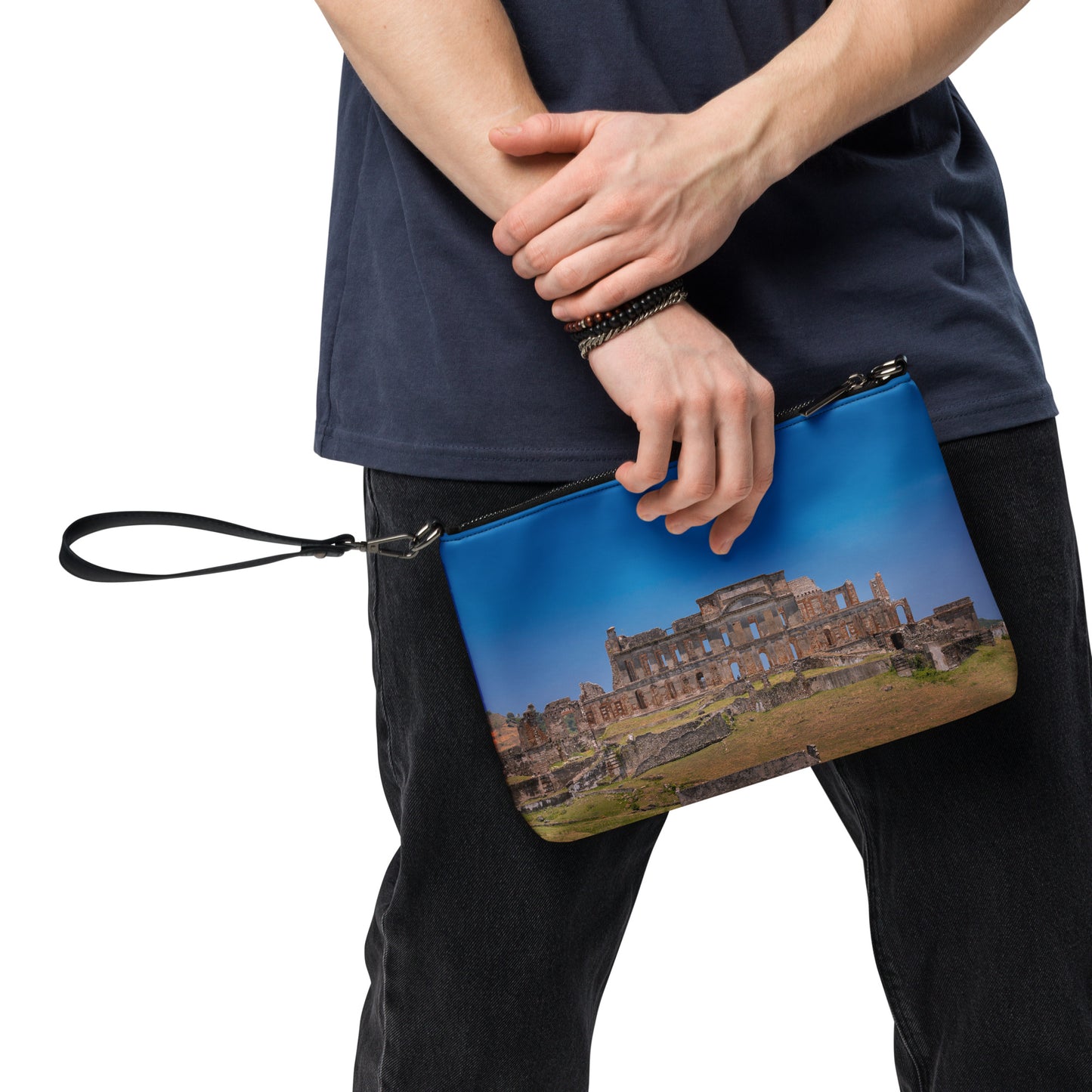 crossbody-crossbodybag-Palais sans Souci-historical monument-théo gallery expo-théo photography haiti