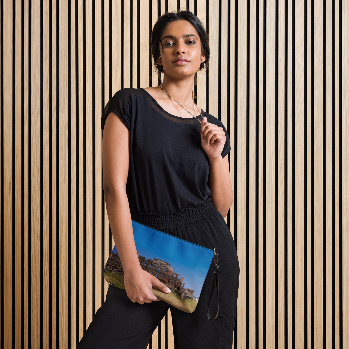 Crossbody bag ( Palais Sans Souci, Haiti )