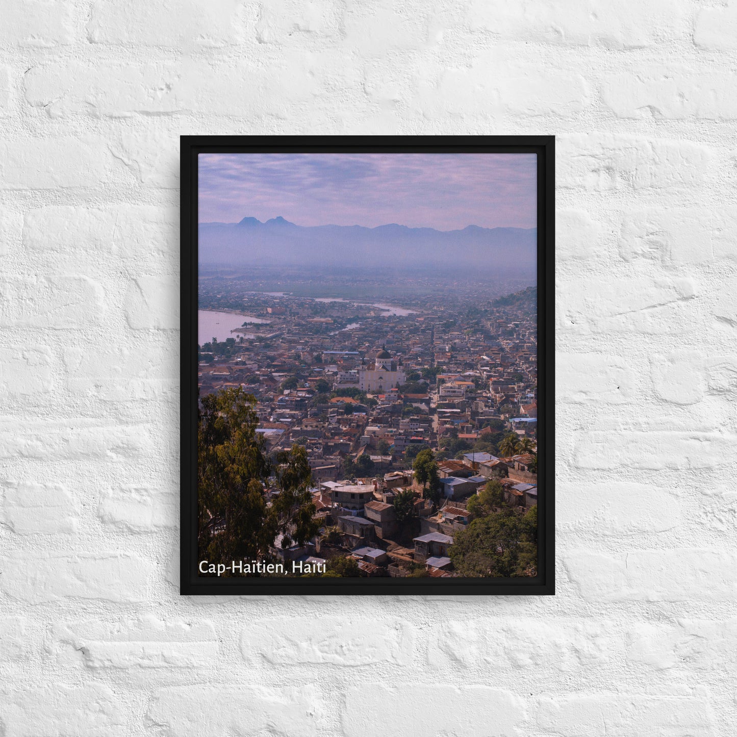 Framed canvas ( Cap-Haïtien, Haïti )