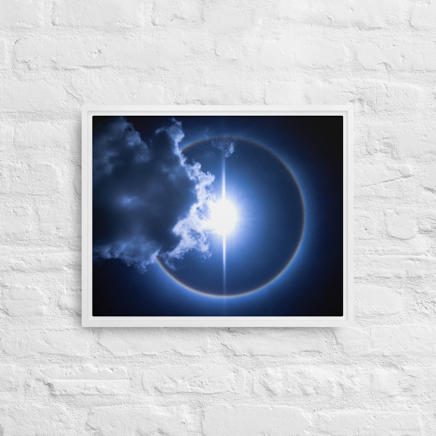 Framed canvas ( Luminous halo )