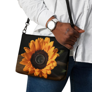 crossbodybag  bag-sunflower-théo gallery expo-théo photography