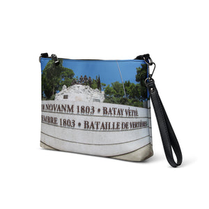 crossbody-crossbodybag-Monument to the heroes of the Battle of Vertières-historical monument-théo gallery expo-théo photography  haiti