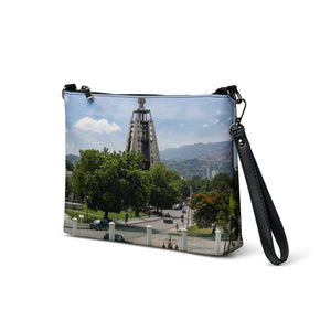 crossbody-crossbodybag-champdemars-bag-théo gallery expo-théo photography haiti