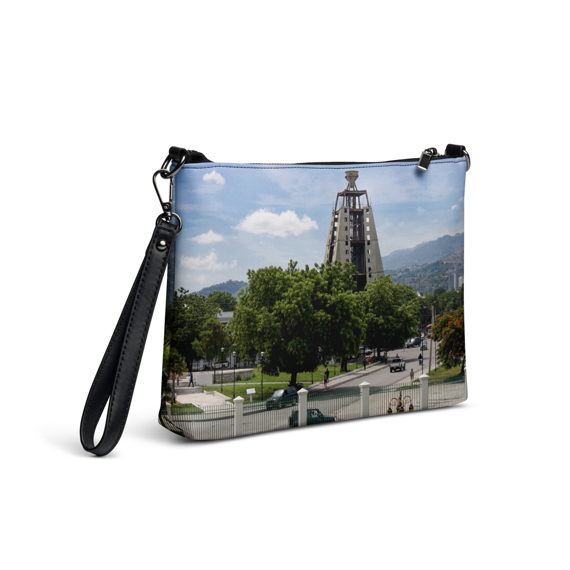 crossbody-crossbodybag-champdemars-bag-théo gallery expo-théo photography haiti