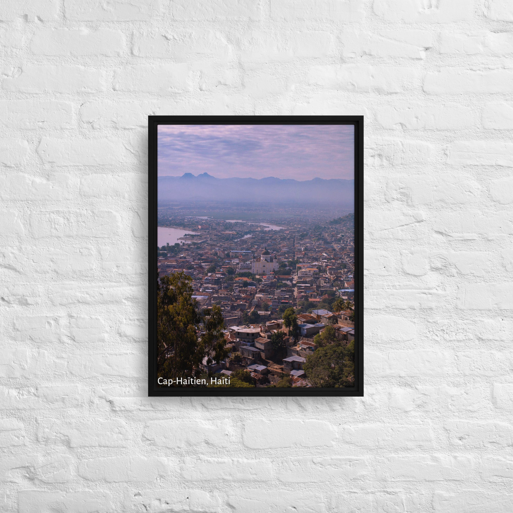 Framed canvas ( Cap-Haïtien, Haïti )